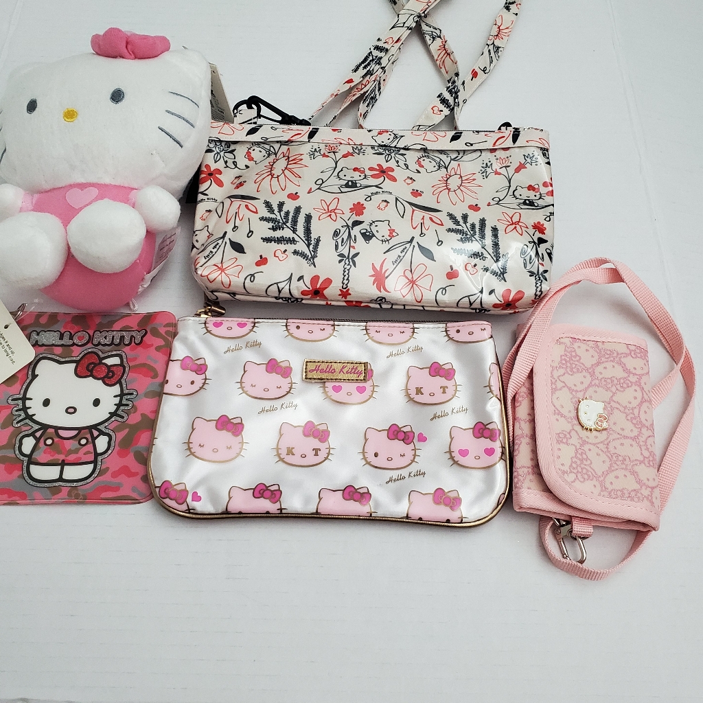 Hello Kitty Bundle- 5 Items.